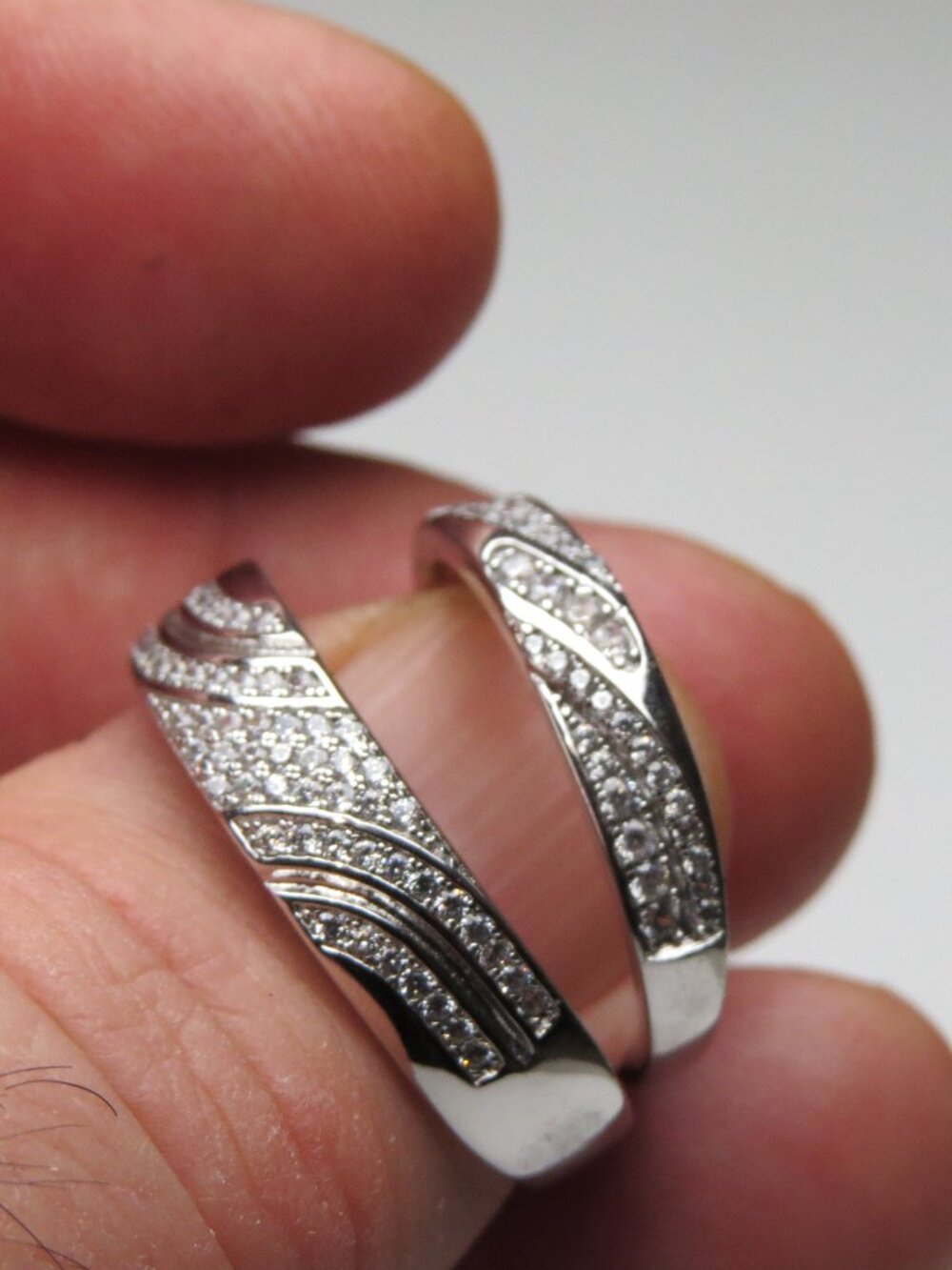 *925 Sterling Silver Diamond Band